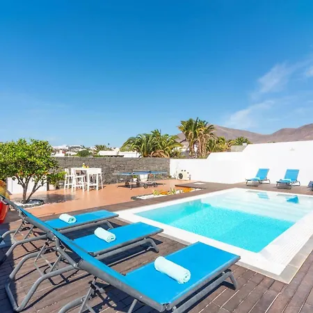 Villa Lemes By *