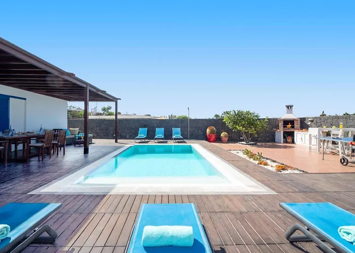 Willa Lemes By Playa Blanca (Lanzarote)